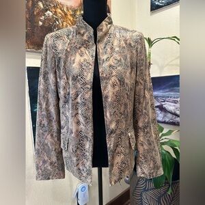 EUC INVESTMENT SNAKE PRINT  SOFT BLAZER Korean neck line